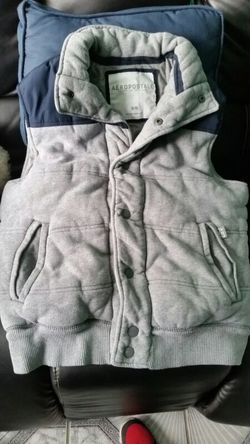 Aeropostal vest