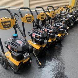 Dewalr Pressure Washers 3100psi And 3300psi 