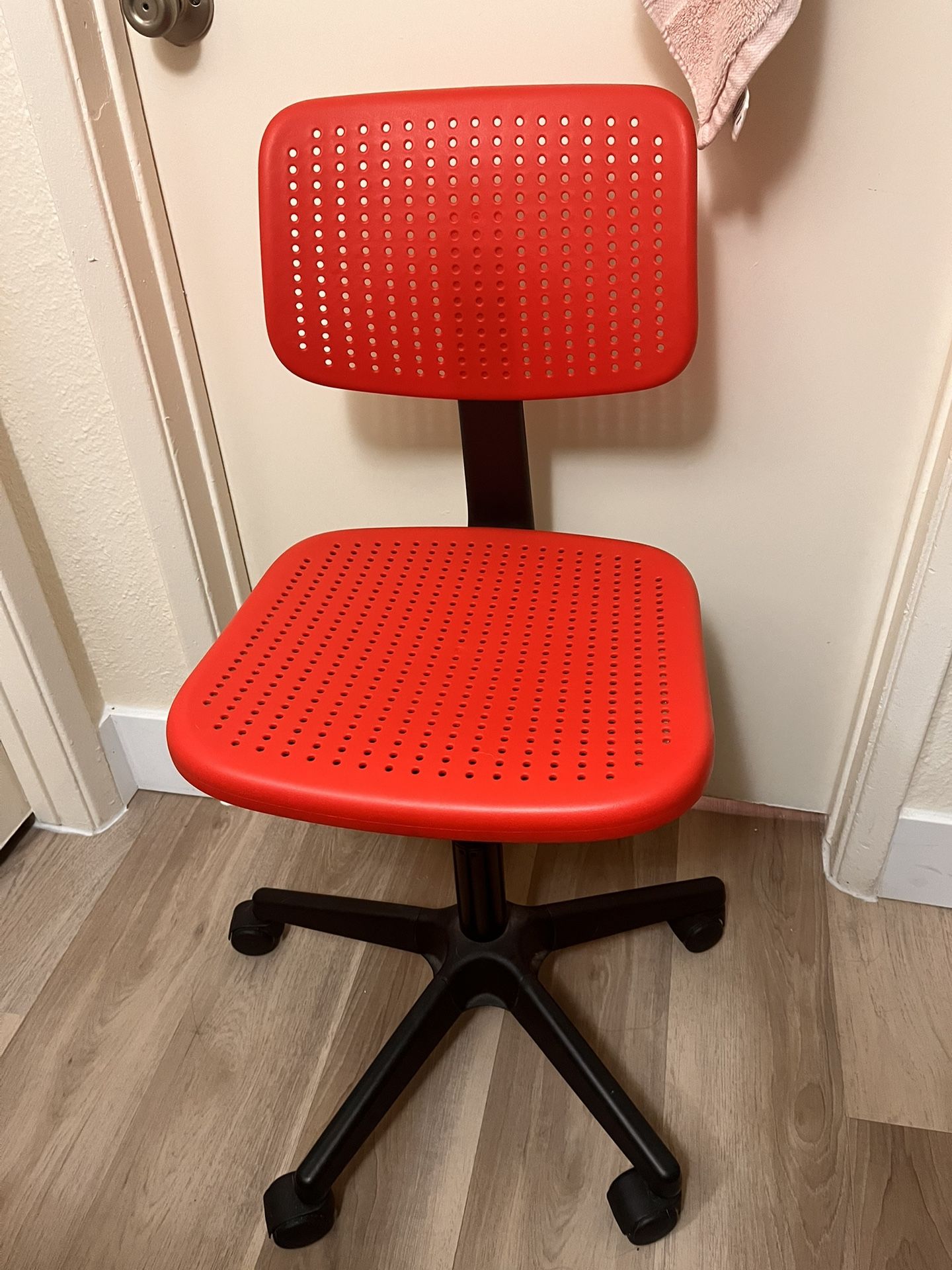 Red Office Chair