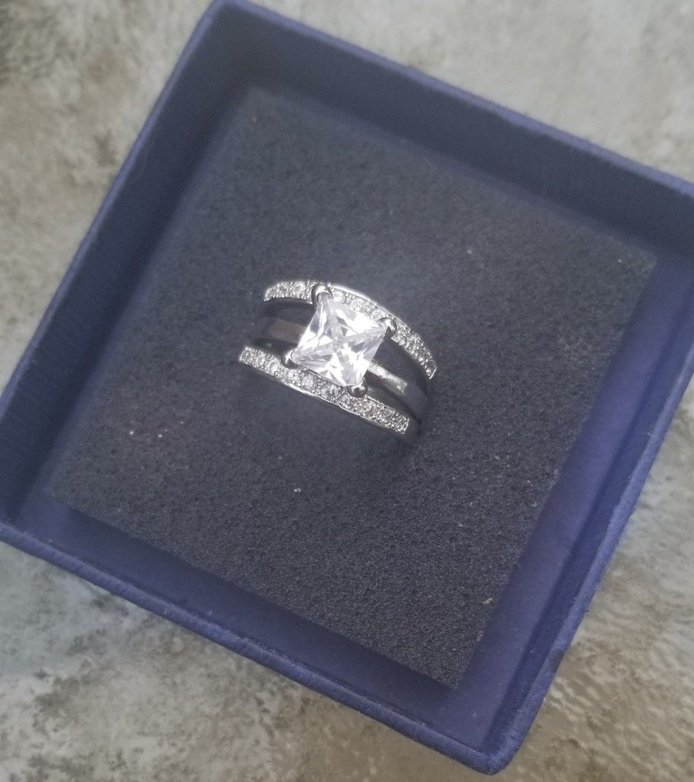 Three Band Wedding Ring Size 7