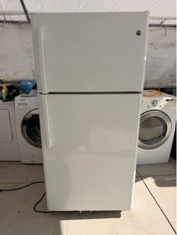 Office refrigerator