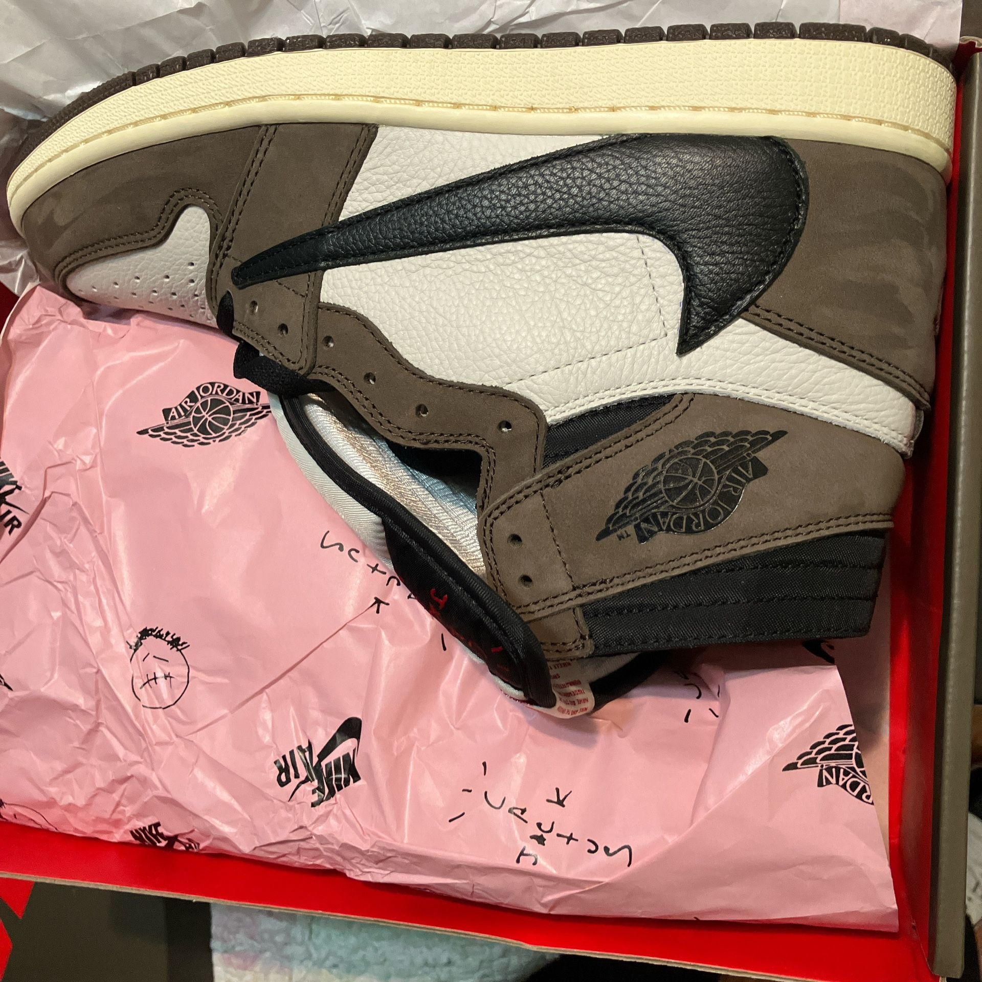 Travis Scott Mocha 1