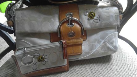 Coach bumble shop bee purse