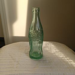 11 Bottles  Of  YEAR  1915 Vintage ORIGINAL Coca-Cola BOTTLES,  MUST SEE!!!!! 