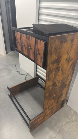 Computer table