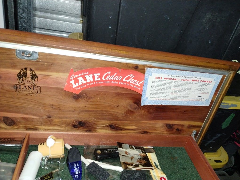 Lane Cedar Chest