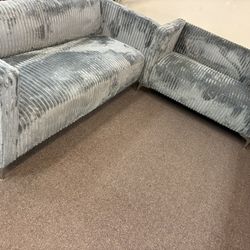 2 Pc Sofa And Loveseat 