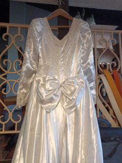 Vintage 80s Embroidered Lace Wedding Dress 