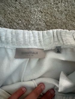 Large light oatmelal essential pants