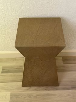 Table/twisted geometric hourglass side table / accent stool.