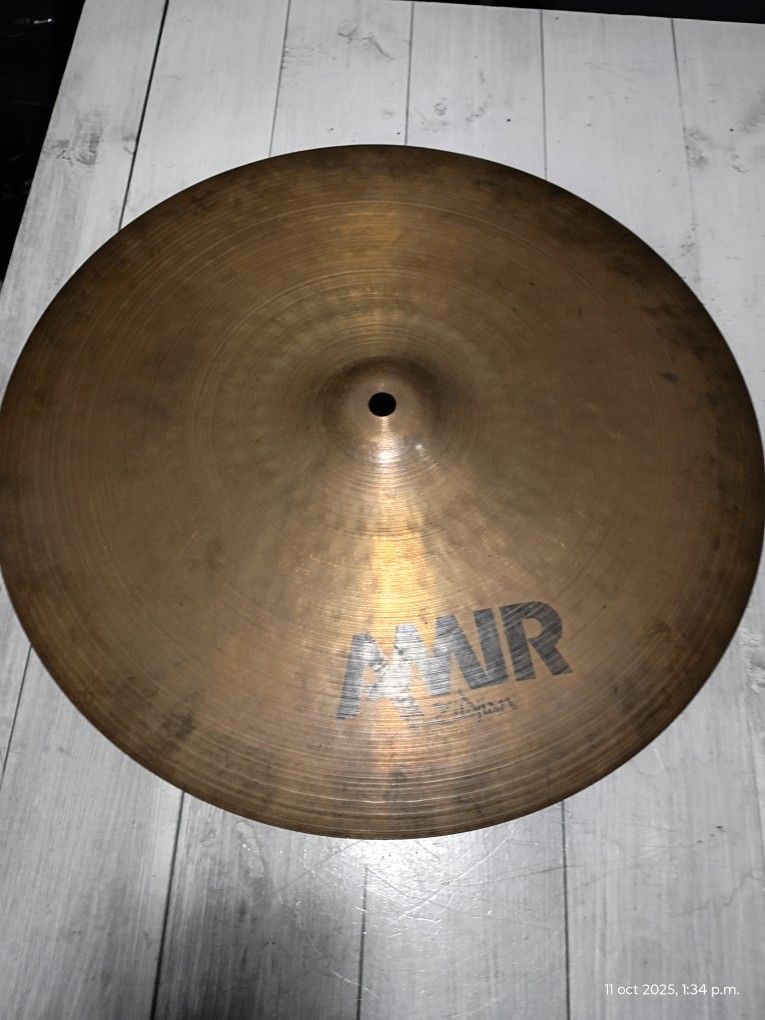 Zildjian Amir Crach 16" No Cracks