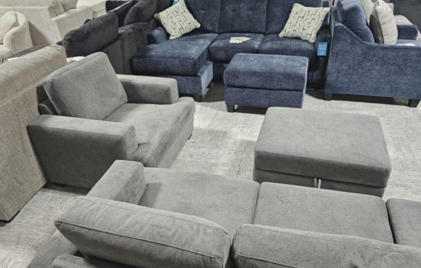 Sectionals, sofas, recliners & MORE! !!