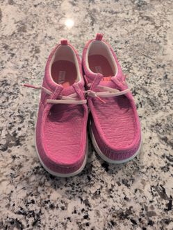 Girls Pink slipons Size 5 New