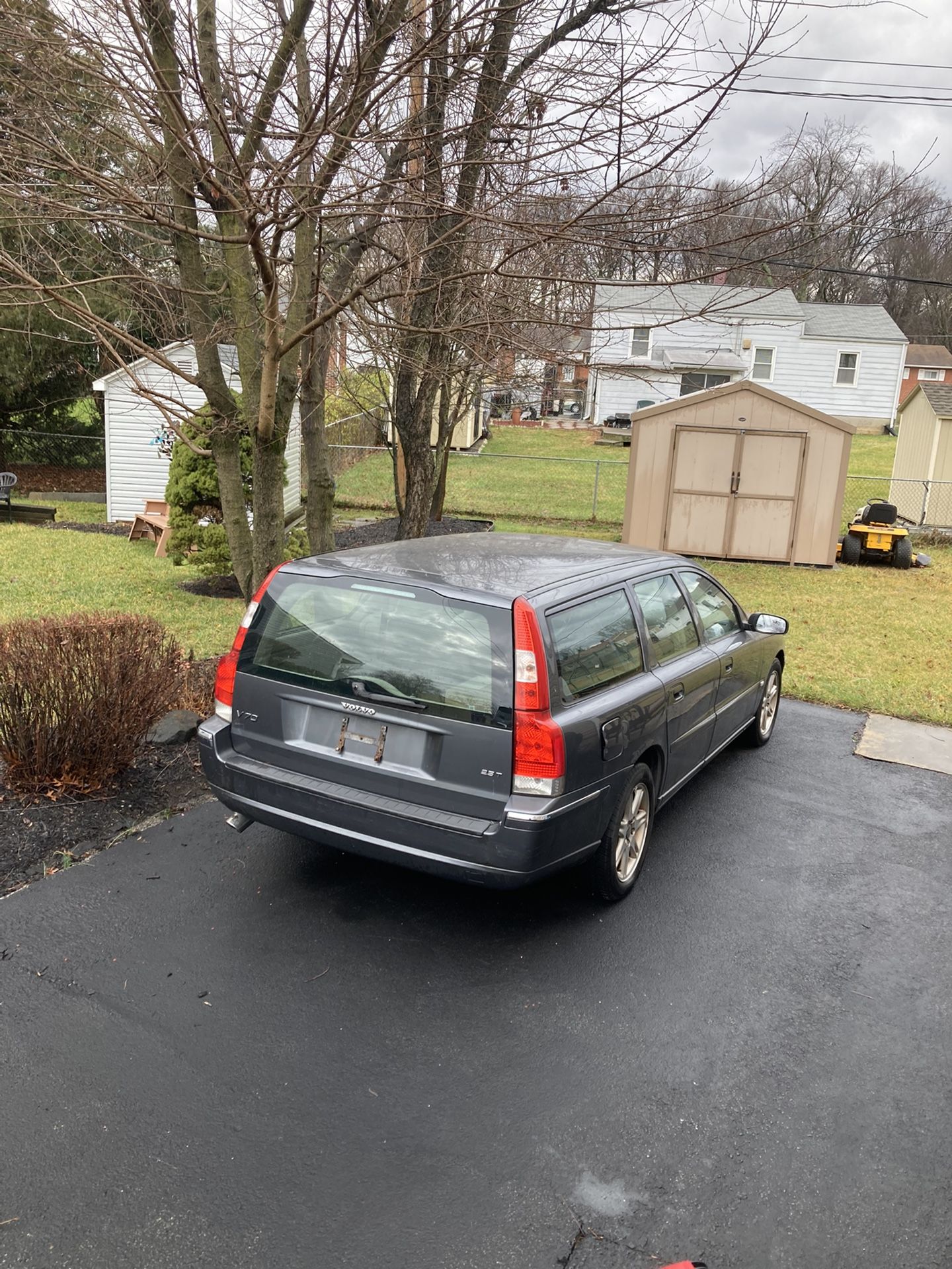Bus Diesel 7.3 111 On A Mills Volvo Station Wagon Needs Fuel Pump Saturn needs transmission