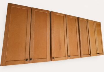 Solid wood upper wall cabinets