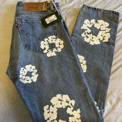 Levi’s x Denim Tears Size 31 X 32 Cotton Wreath Jeans Light Wash DT501-002-30