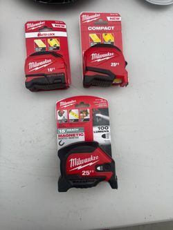 Milwaukee measuring tape tapes