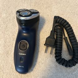 Norelco rechargeable electric razor 5801XL