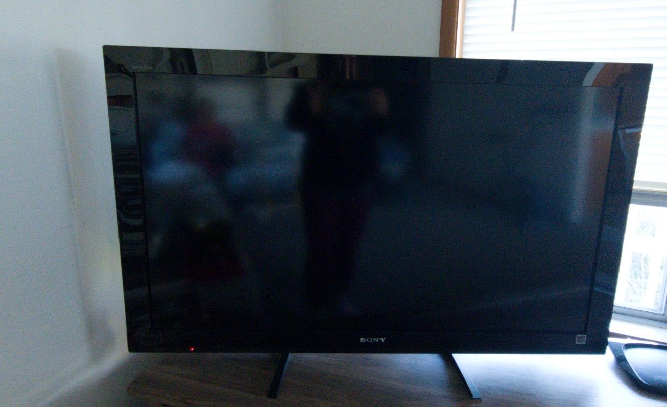 Sony LCD TV 40 Inches