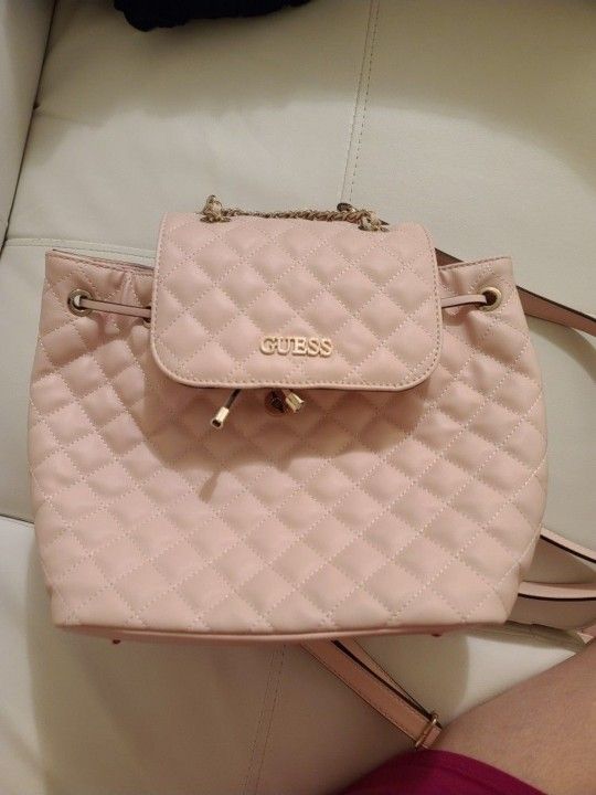 GUESS BACKPACK
