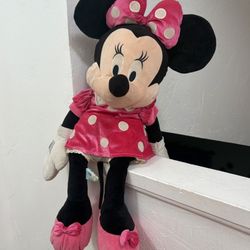 Big Minnie Mouse Plush 