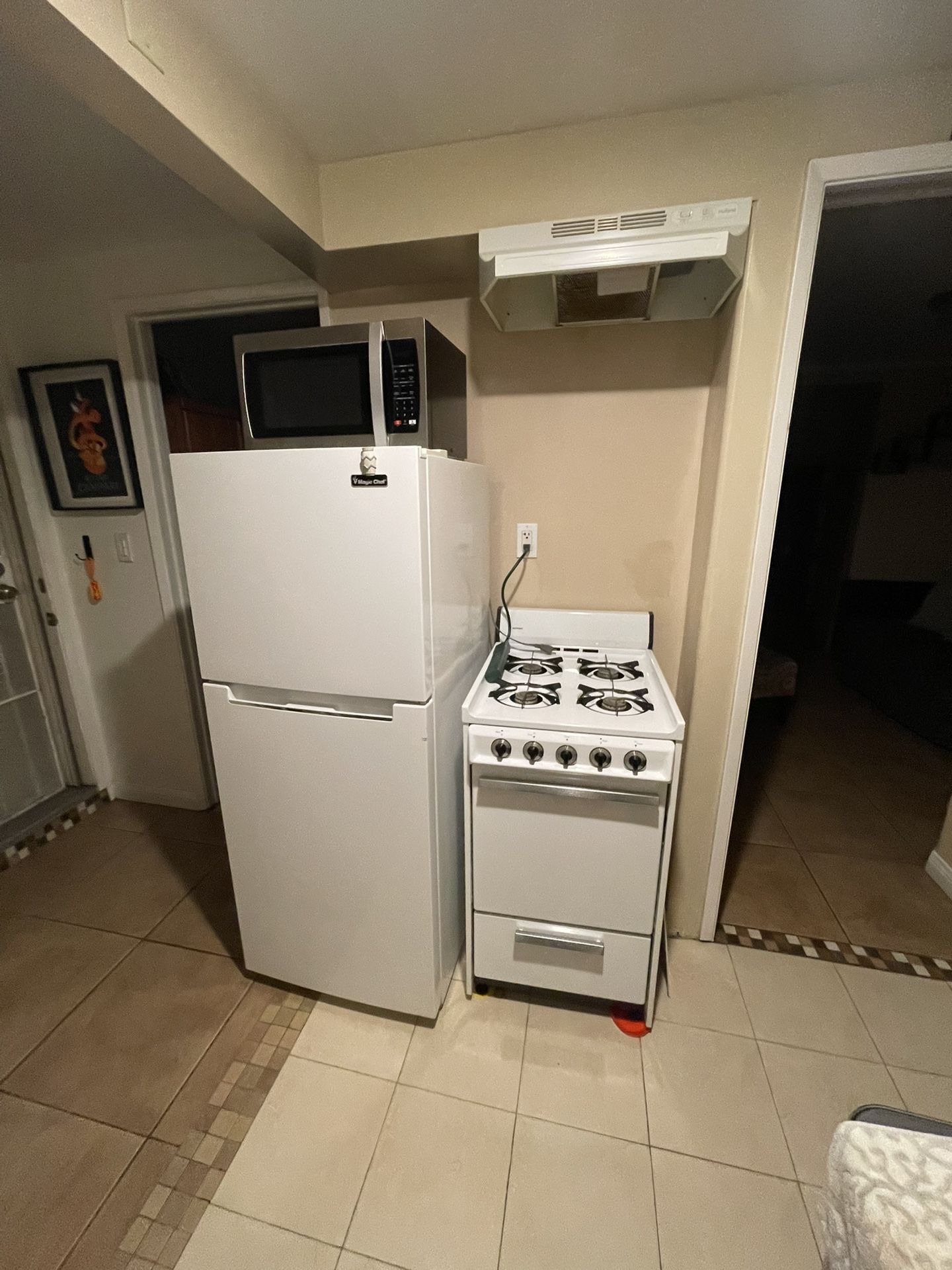 Small Refrigerator & Stove 