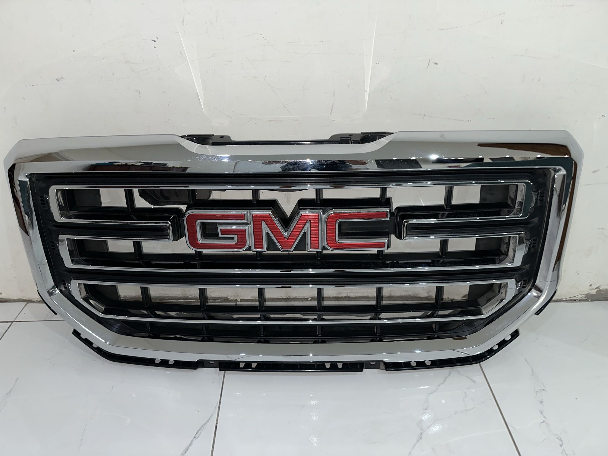 Parrilla De Gmc Sierra