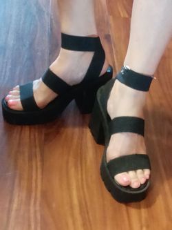 Black Platform Sandals with Ankle Strap sz 8.5
