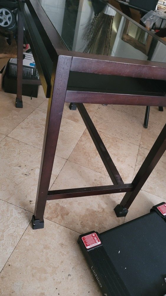 Office Desk Table With Keyboard Tray