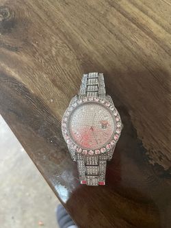 Diamond watch masonite