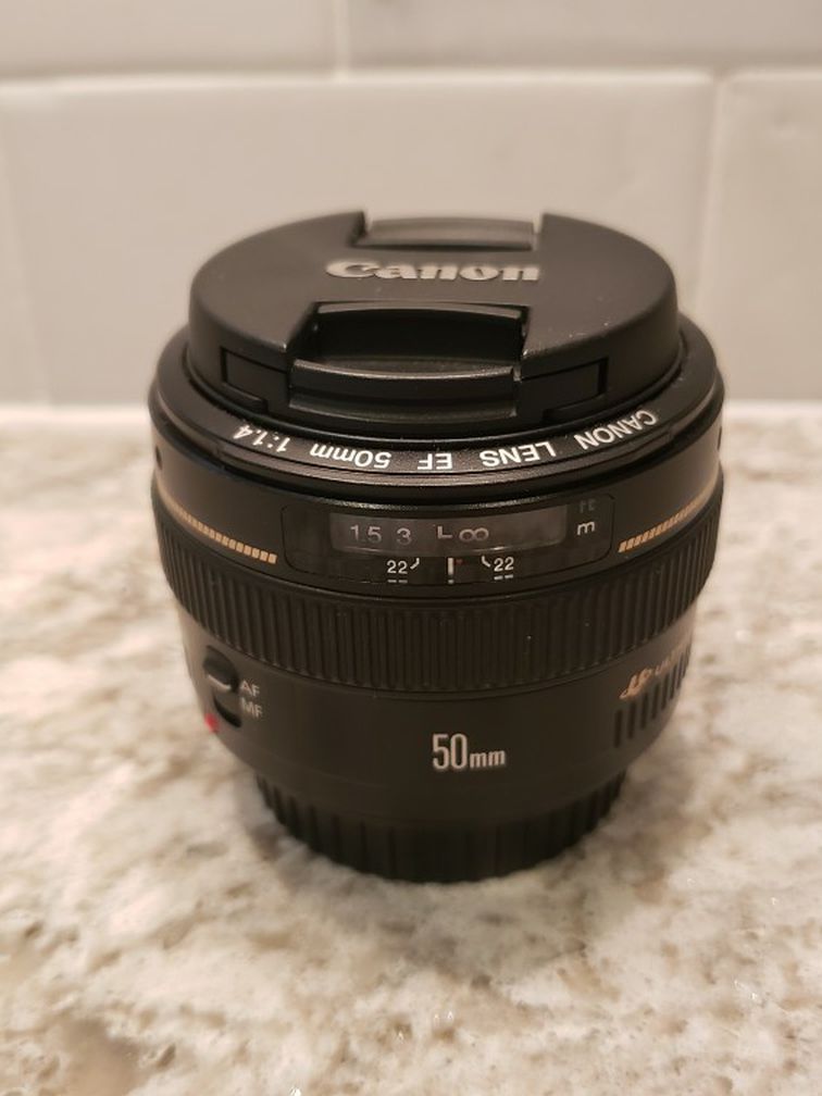 Canon Ultrasonic Lens EF 50mm 1:1.4