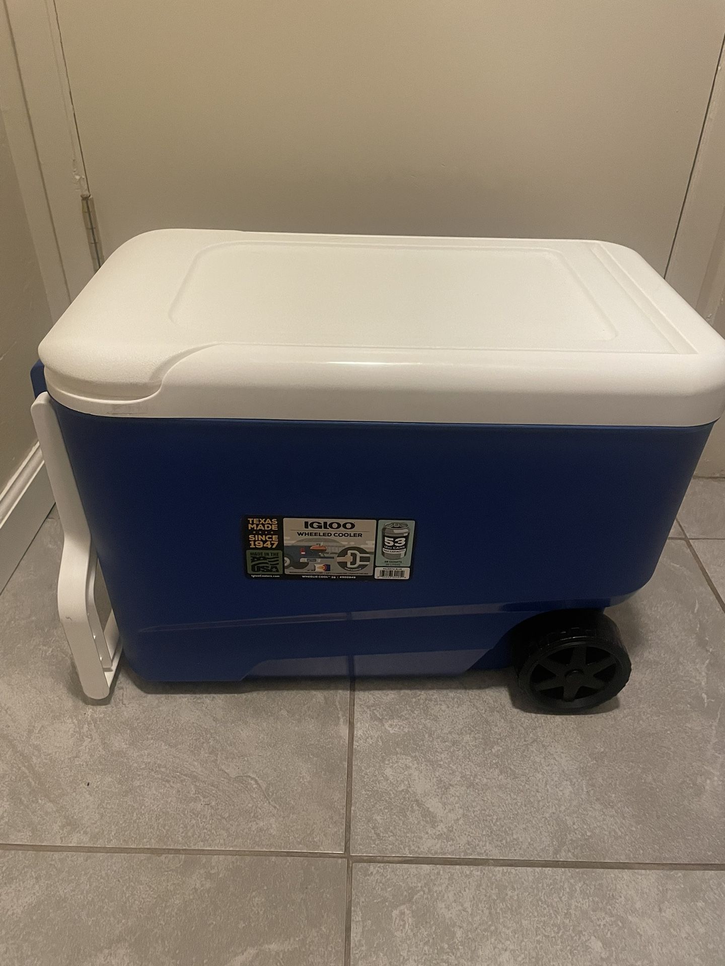 Igloo Wheeled Cooler