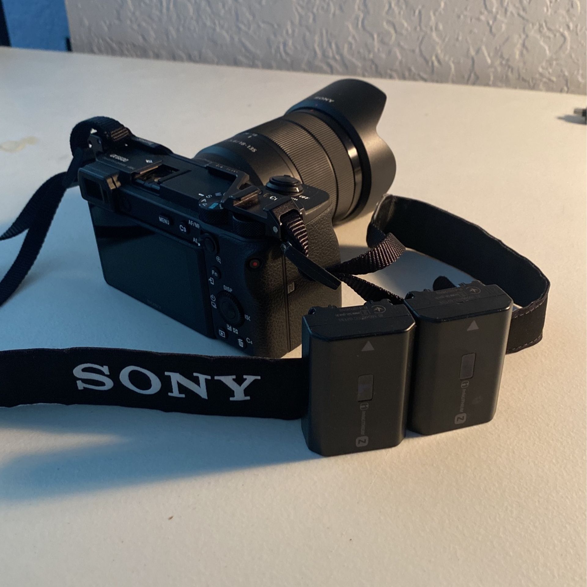 Like-New Sony A6600 For Sale