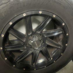 Used 20x9 MKW On 35 Inch Tires 5lug(Ram1500)