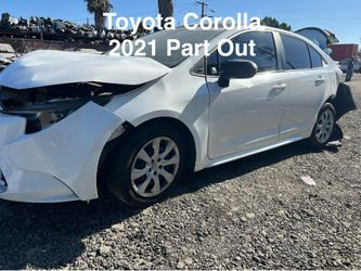 2021 Toyota Corolla Part Out