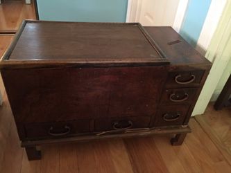 Antique Japanese Hibachi, Keyaki wood, Copper Lined Basin Original Condition