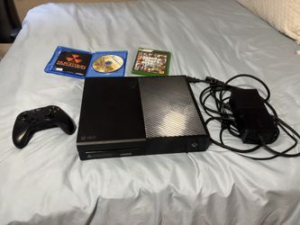 Xbox One with 3 Games!