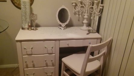 Shabby Chic Desk and Chair! TODAY ONLY $100