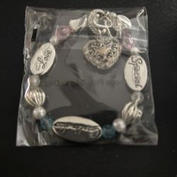 Granddaughter Bracelet NEW. SILVER 