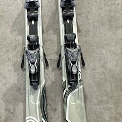 K2 Tough Luv Women’s Skis 170 cm / Marker Adjustable Bindings & Rossignol Poles