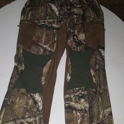 Cabela's Realtree pant