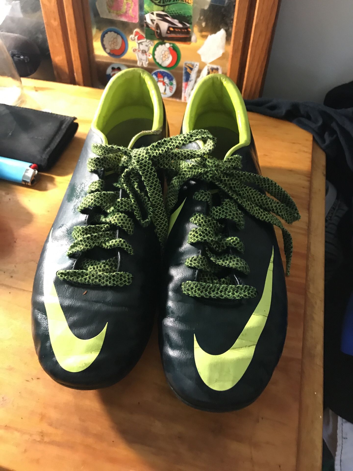 Nike soccer cleats size 9.5