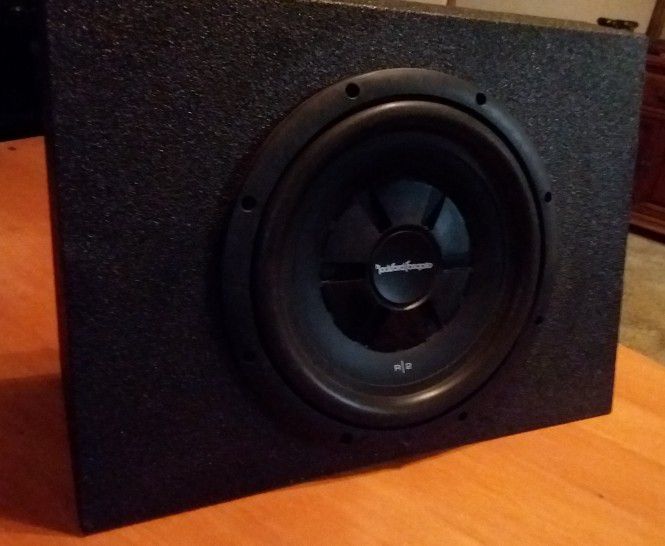 Rockford Fosgate R2 Prime Subwoofer And Box 