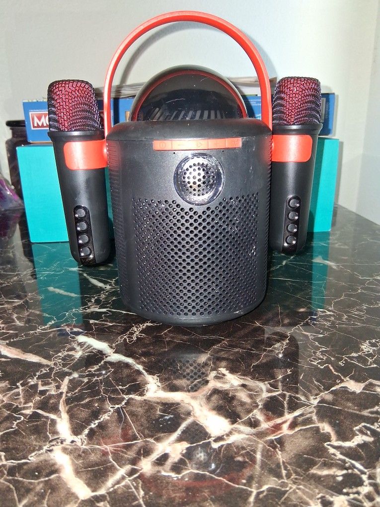 Bluetooth Karaoke Speaker 
