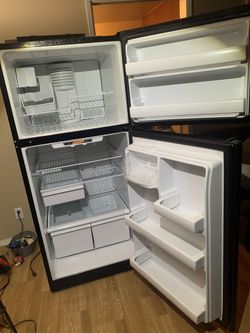 GE Refrigerator