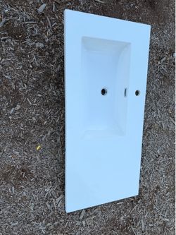 White Quartz Sink