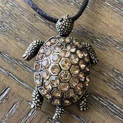 Crystal Turtle Necklace – Beachy Charm on Black Cord