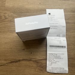 New Sealed Apple AirPods Pro (2nd Gen) USB-C