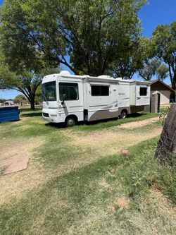 2006 Winnebago Sightseer 29R