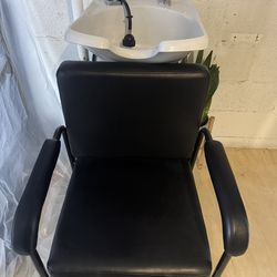 Shampoo bowl and chair